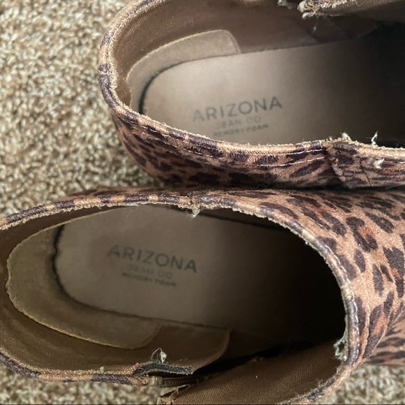Arizona Cheetah Print Booties - Picture 3 of 4